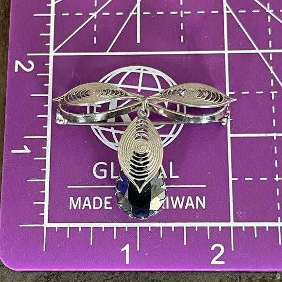 West Germany Signed Filigree Open Work Dangle Drop Dog Tooth Set Rhinestone Broo - Picture 4 of 4